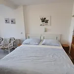 ゲストハウス A Hacienda Domanín