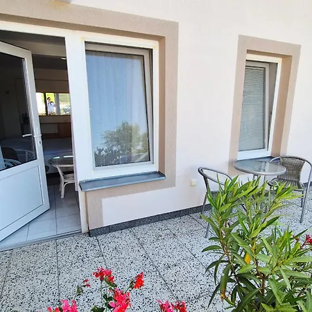 ゲストハウス A Hacienda Domanín